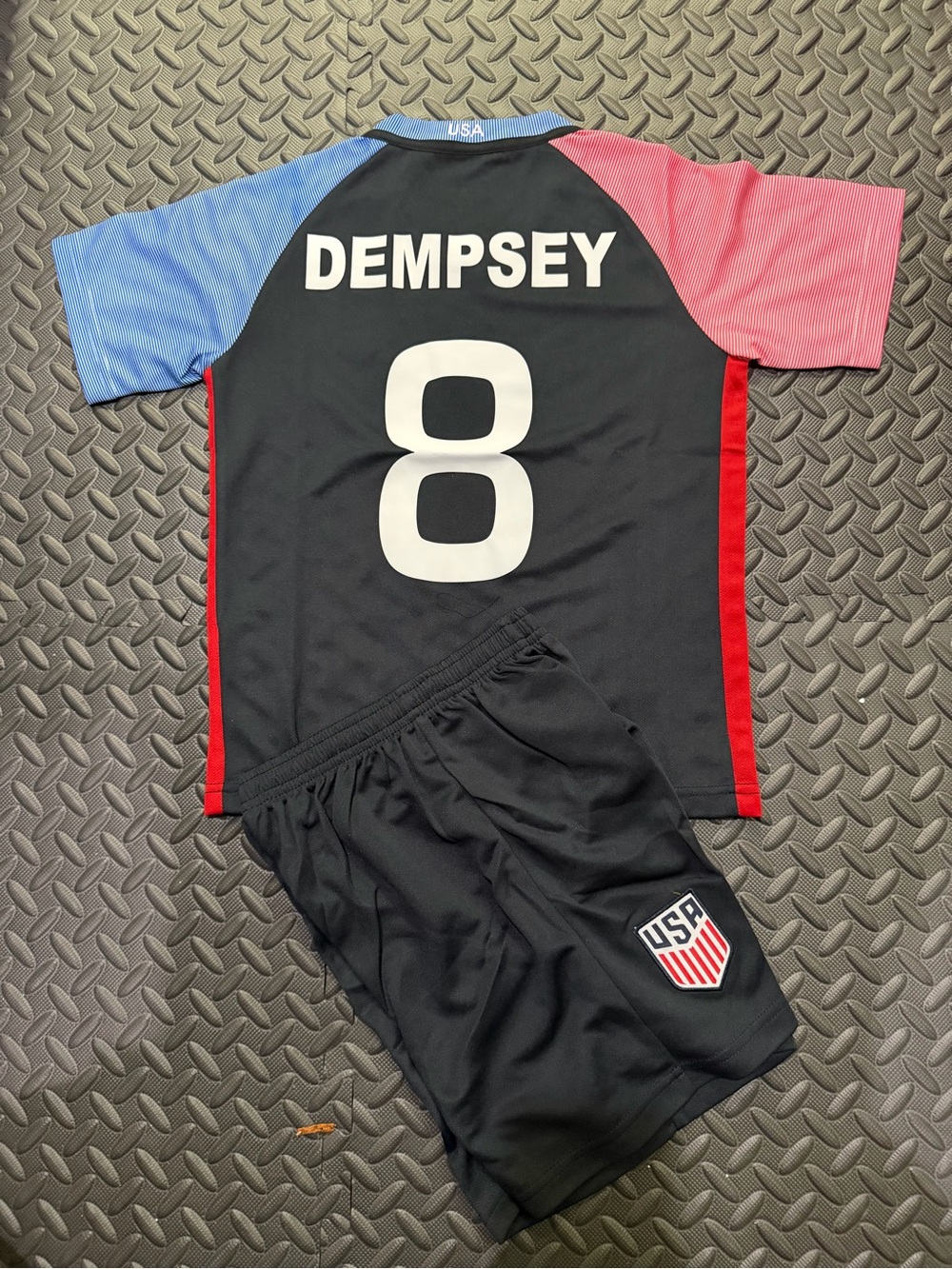 USA Dempsey #8 Soccer Kids Set Jersey & Shorts - Black with Blue & Pink Sleeves